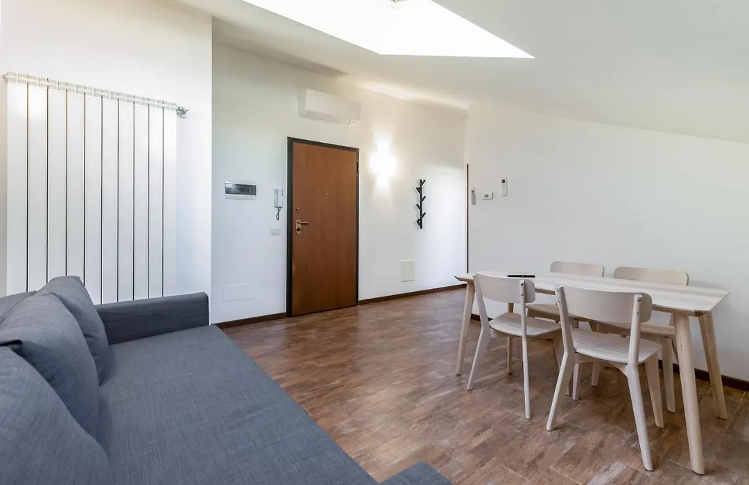 Alessia'S Flat - Affori-1